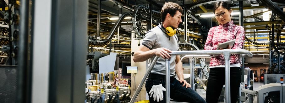 Manufacturing and Distribution Industry Header Photo